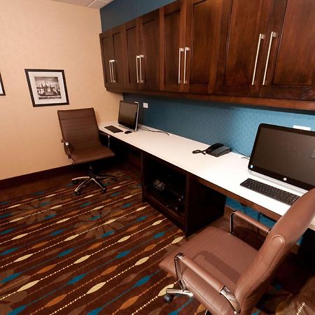 Hampton Inn & Suites East Gate Риджайна Экстерьер фото