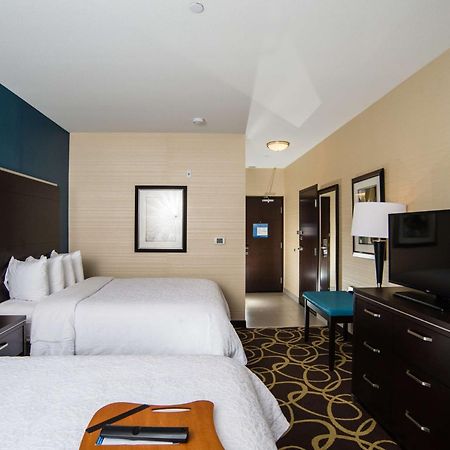 Hampton Inn & Suites East Gate Риджайна Экстерьер фото