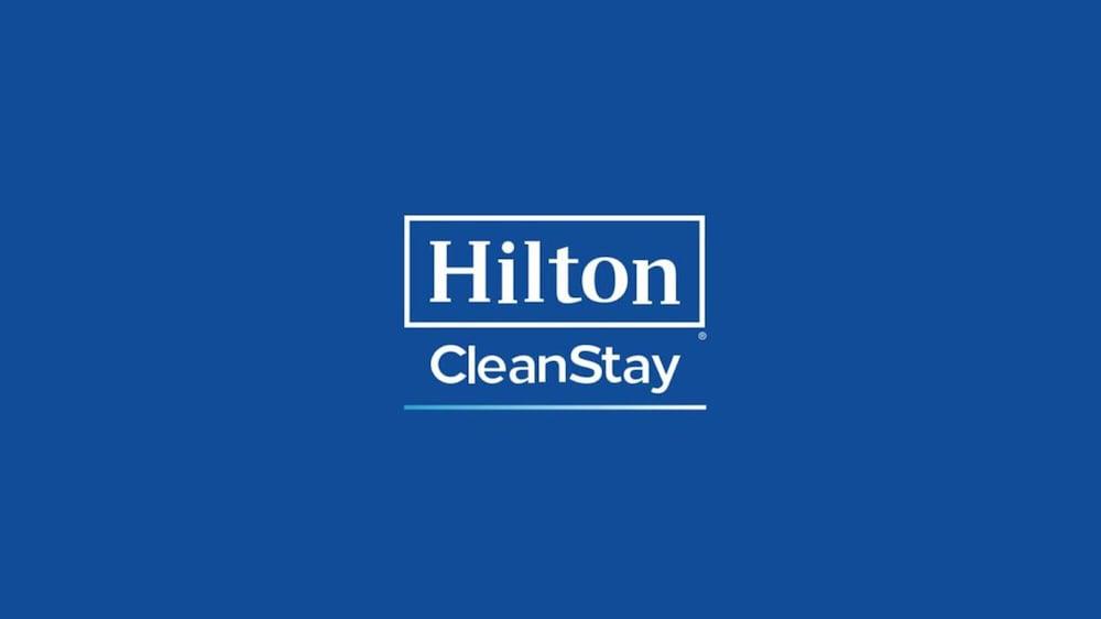 Hampton Inn & Suites East Gate Риджайна Экстерьер фото