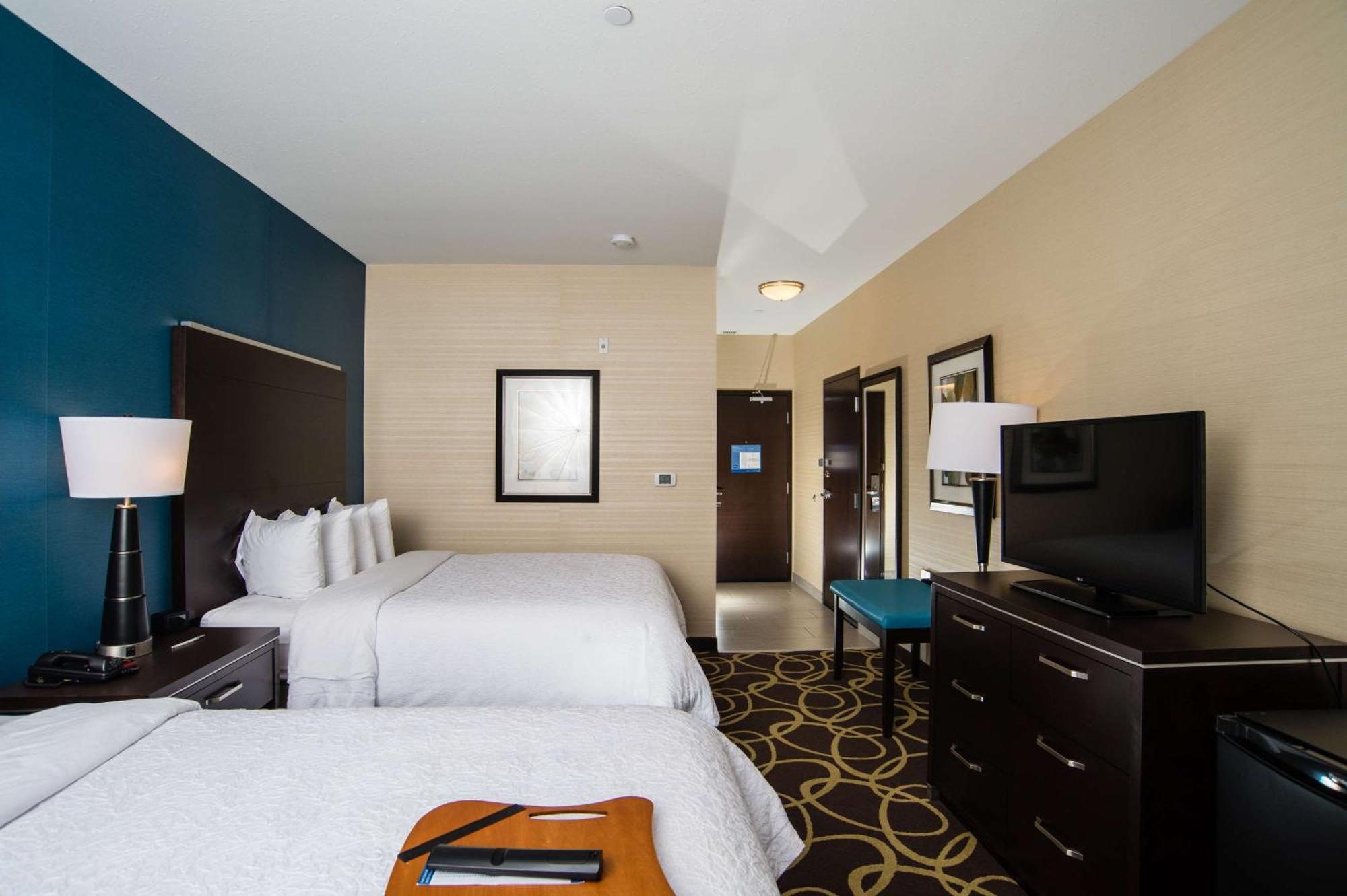 Hampton Inn & Suites East Gate Риджайна Экстерьер фото